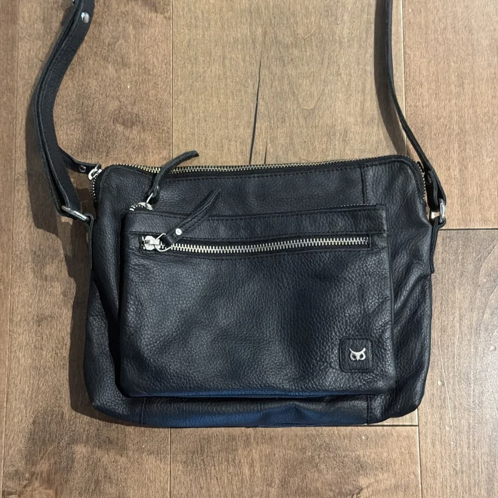 Crossbody Bag Wise Owl Genuine Leather Adjustable Strap Zipper Used - Picture 2 of 5